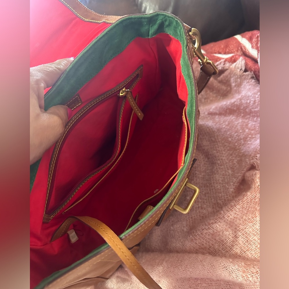 Excellent Used Condition Dooney & Bourke - Picture 8 of 8